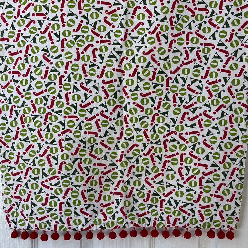 Crate&Barrel Festive Red and Green Kitchen Dish Tea Towel